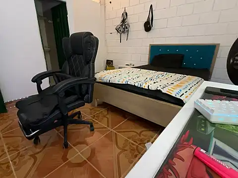 Max TheHorseDick online show from February 27, 2025, 12:36 am