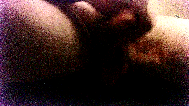 SDtinycok online show from October 31, 2025, 2:08 am