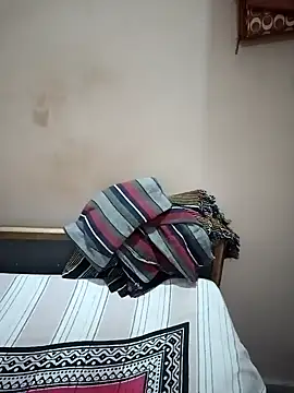 Snapshot of Sweet-Berry chatting on December 31, 2024, 5:40 pm Sweet-Berry online show from December 31, 2024, 5:40 pm