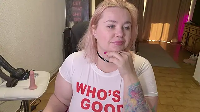 MargotGrey online show from February 7, 2026, 9:06 am