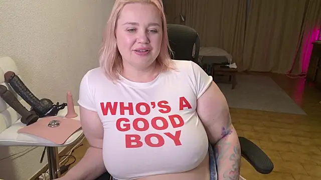 MargotGrey online show from February 7, 2026, 9:12 pm