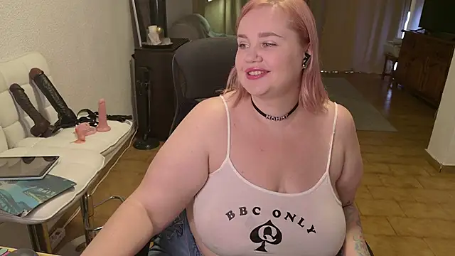 Snapshot of MargotGrey chatting on November 29, 2025, 1:11 pm MargotGrey online show from November 29, 2025, 1:11 pm