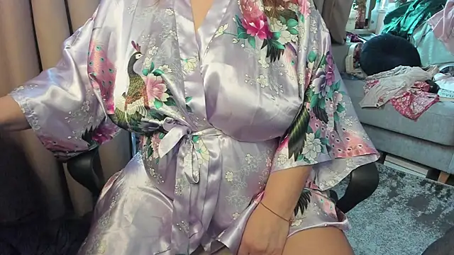 Snapshot of Anita-boobs chatting on November 29, 2025, 10:48 am Anita-boobs online show from November 29, 2025, 10:48 am