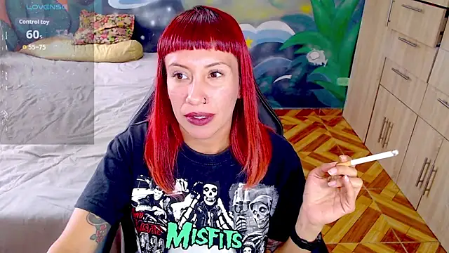 Eimy lorens online show from June 7, 2026, 5:51 pm