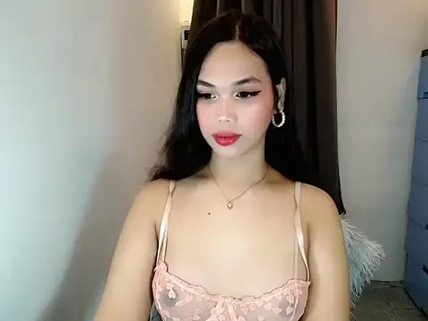 Snapshot of Webcumcutie chatting on July 27, 2026, 5:14 am Webcumcutie online show from July 27, 2026, 5:14 am