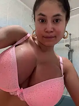 Snapshot of Fuc3dolllucy chatting on January 16, 2025, 12:55 am Fuc3dolllucy online show from January 16, 2025, 12:55 am