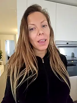 Snapshot of novaforyou1 chatting on December 15, 2025, 8:42 am novaforyou1 online show from December 15, 2025, 8:42 am