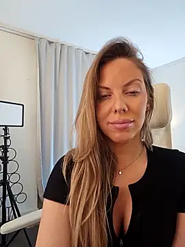 Snapshot of novaforyou1 chatting on December 16, 2025, 4:33 pm novaforyou1 online show from December 16, 2025, 4:33 pm