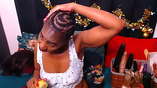 sexybootylicious online show from December 19, 2025, 7:55 am