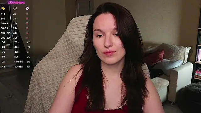 Snapshot of Val_lava chatting on June 6, 2026, 6:24 pm Val lava online show from June 6, 2026, 6:24 pm