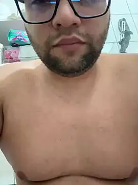 Snapshot of JuanPa_secret chatting on December 6, 2024, 6:33 pm JuanPa secret online show from December 6, 2024, 6:33 pm