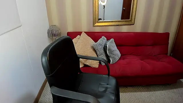 Snapshot of NicolettColin chatting on January 16, 2026, 5:06 pm NicolettColin online show from January 16, 2026, 5:06 pm