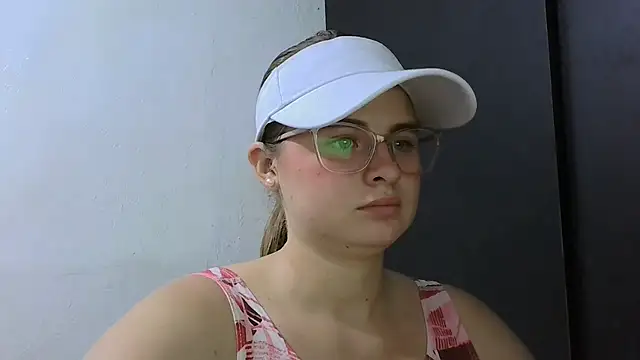 HellenMiyer1111 online show from March 22, 2026, 5:14 pm