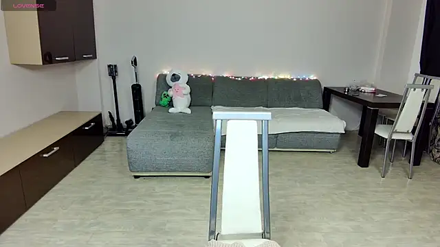 Snapshot of -Rin-Chan chatting on January 13, 2026, 11:03 am -Rin-Chan online show from January 13, 2026, 11:03 am