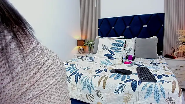 gabytyara2 online show from March 9, 2026, 4:21 pm