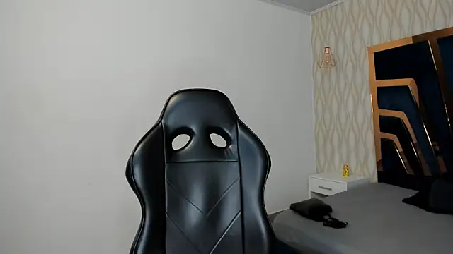 Snapshot of Petesevans chatting on November 28, 2025, 11:27 pm Petesevans online show from November 28, 2025, 11:27 pm