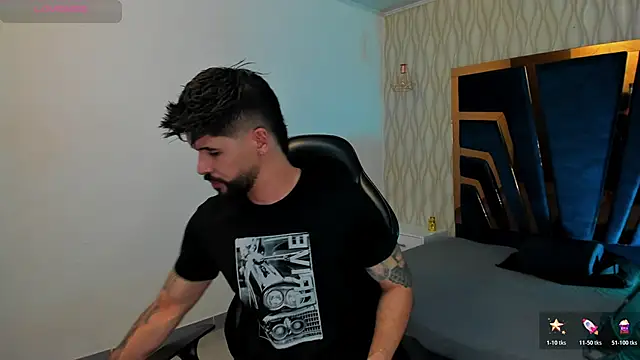 Snapshot of Petesevans chatting on November 19, 2025, 11:16 pm Petesevans online show from November 19, 2025, 11:16 pm