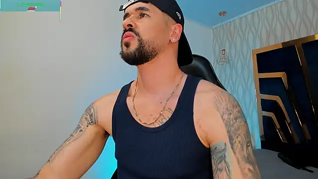 Snapshot of Petesevans chatting on December 1, 2025, 11:38 pm Petesevans online show from December 1, 2025, 11:38 pm