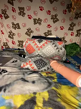 Snapshot of Iam_FerH chatting on December 3, 2025, 5:52 am Iam FerH online show from December 3, 2025, 5:52 am