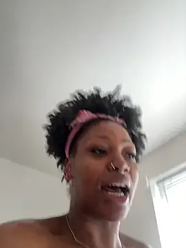 Snapshot of mochamimi chatting on March 26, 2026, 3:21 pm mochamimi online show from March 26, 2026, 3:21 pm