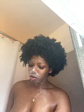 Snapshot of mochamimi chatting on March 27, 2026, 3:46 pm mochamimi online show from March 27, 2026, 3:46 pm