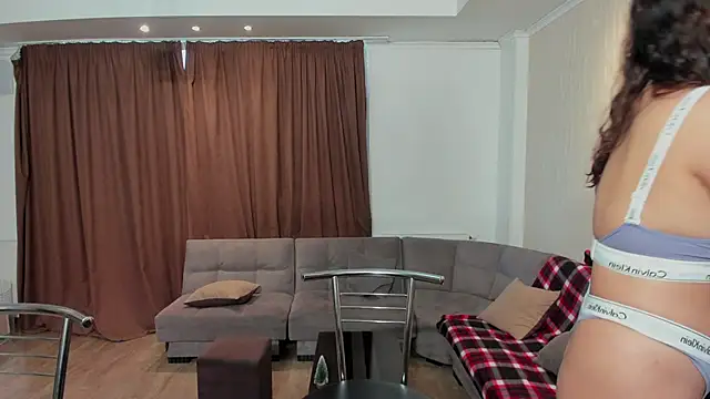 Snapshot of likaxxx chatting on December 12, 2024, 11:28 am likaxxx online show from December 12, 2024, 11:28 am