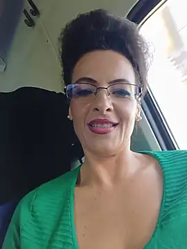 Snapshot of RebeccaNoble chatting on July 5, 2026, 4:19 am RebeccaNoble online show from July 5, 2026, 4:19 am