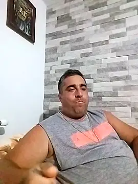 ADRIAN ADI40 online show from October 7, 2025, 6:20 pm