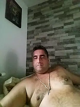 ADRIAN ADI40 online show from October 14, 2025, 2:17 pm