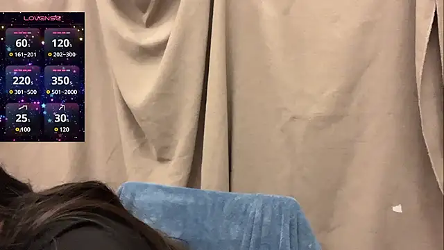 Snapshot of Tw_Zoella chatting on January 30, 2025, 4:24 pm Tw Zoella online show from January 30, 2025, 4:24 pm