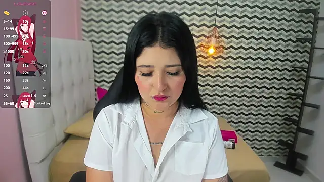 Snapshot of BIANCAROY1 chatting on April 27, 2026, 7:01 pm BIANCAROY1 online show from April 27, 2026, 7:01 pm