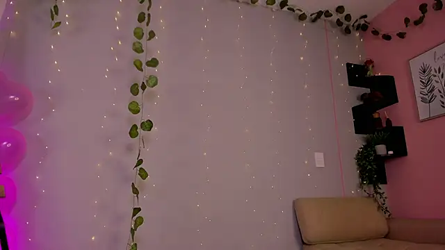 Snapshot of sussyprice chatting on February 19, 2026, 11:01 pm sussyprice online show from February 19, 2026, 11:01 pm