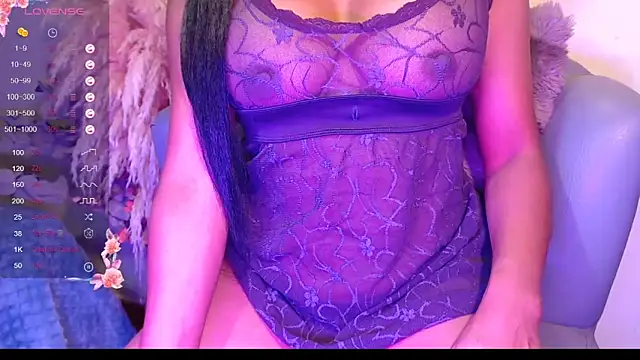 Snapshot of destinne_mill_ chatting on April 24, 2026, 11:45 am destinne mill online show from April 24, 2026, 11:45 am