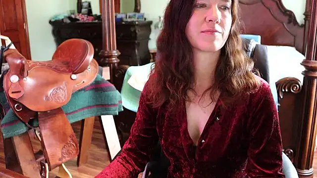 Snapshot of thornburyrose chatting on February 17, 2026, 7:11 pm thornburyrose online show from February 17, 2026, 7:11 pm