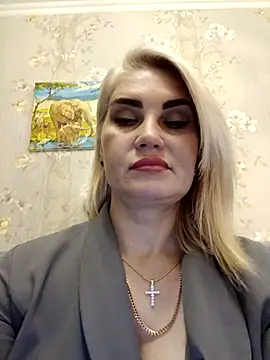 JennyOMay online show from November 21, 2025, 2:54 am