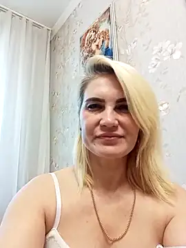 Snapshot of JennyOMay chatting on May 26, 2026, 4:54 am JennyOMay online show from May 26, 2026, 4:54 am