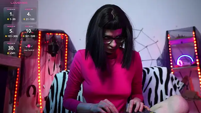 CyberXGoddess online show from November 10, 2025, 11:26 am