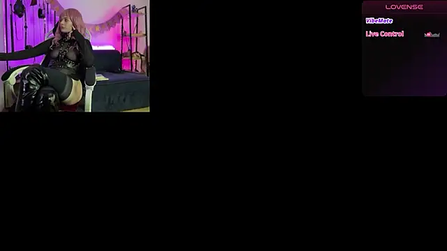 CyberXGoddess online show from April 9, 2026, 10:16 pm