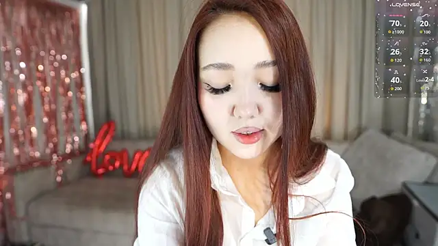 k kimikooo online show from September 9, 2025, 4:55 am