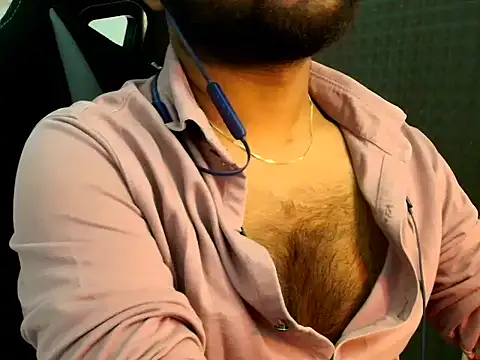 Snapshot of SHENOY3 chatting on May 20, 2026, 6:49 pm SHENOY3 online show from May 20, 2026, 6:49 pm