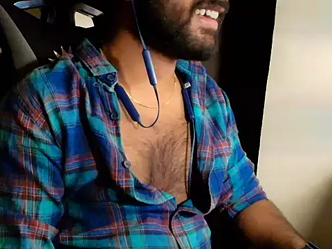 SHENOY3 online show from March 11, 2026, 4:12 pm