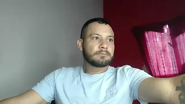 Snapshot of body_x29 chatting on March 9, 2025, 11:36 am body x29 online show from March 9, 2025, 11:36 am