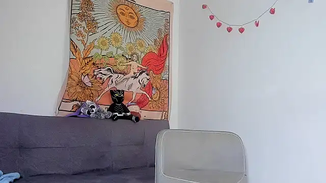 kiaraglam2 online show from October 31, 2025, 2:13 pm