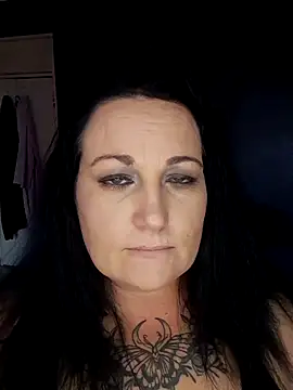 Couplenew2this online show from March 4, 2025, 11:08 am