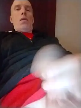 Snapshot of spraymyface chatting on March 30, 2026, 3:41 am spraymyface online show from March 30, 2026, 3:41 am