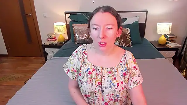 Snapshot of CatherineWalls chatting on February 15, 2026, 4:46 am CatherineWalls online show from February 15, 2026, 4:46 am