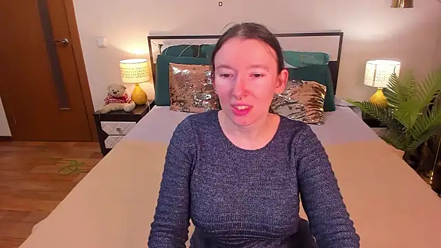 Snapshot of CatherineWalls chatting on March 5, 2026, 8:33 am CatherineWalls online show from March 5, 2026, 8:33 am