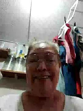 Snapshot of Vicky_Rosse chatting on November 15, 2025, 4:44 pm Vicky Rosse online show from November 15, 2025, 4:44 pm