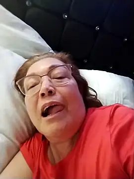 Snapshot of Vicky_Rosse chatting on November 2, 2025, 2:44 pm Vicky Rosse online show from November 2, 2025, 2:44 pm