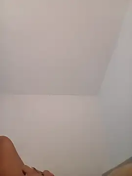 Snapshot of mellow_smoke chatting on February 9, 2026, 3:21 pm mellow smoke online show from February 9, 2026, 3:21 pm